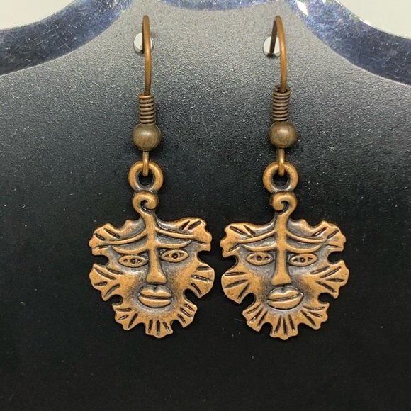 Alloy Leafy Face Earrings Chunky - Picture 1 of 3